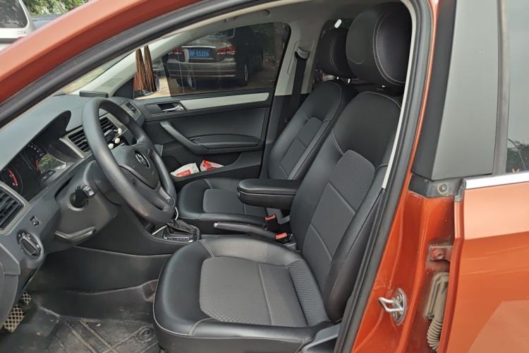 Used Volkswagen Santana 2015 Haval H6 1.6L Automatic Comfort Model Left Front Seat