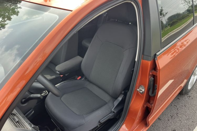 Used Volkswagen Santana 2015 Haval H6 1.6L Automatic Luxury Model Left Front Seat