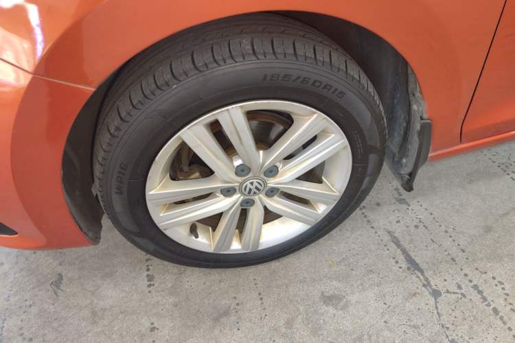 Used Volkswagen Santana 2015 Haval H6 1.6L Automatic Comfort Model Left Front Wheel Hub