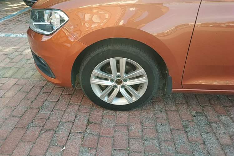 Used Volkswagen Santana 2015 Haval H6 1.6L Automatic Comfort Model Left Front Wheel Hub
