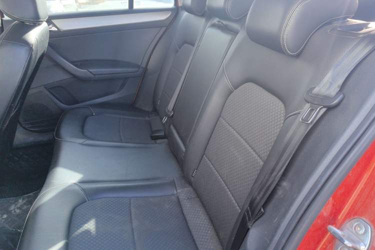 Used Volkswagen Santana 2015 Haval H6 1.6L Automatic Comfort Model Left Rear Seat