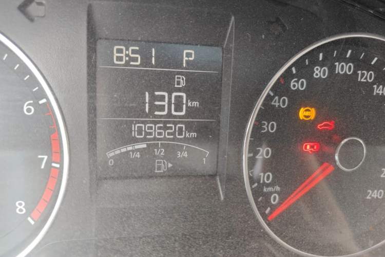 Used Volkswagen Santana 2015 Haval H9 1.6L Automatic Luxury Model Odometer Close Up