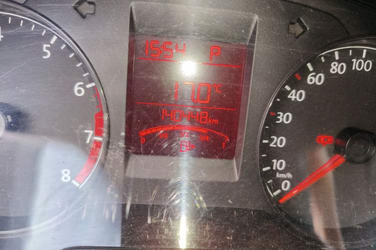 Used Volkswagen Santana 2015 Haval H6 1.6L Automatic Luxury Model Odometer Close Up