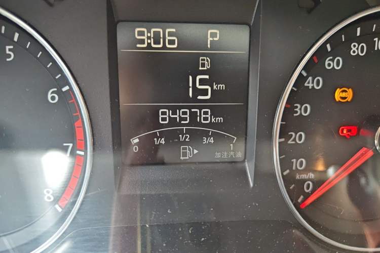 Used Volkswagen Santana 2015 Haval H6 1.6L Automatic Comfort Model Odometer Close Up