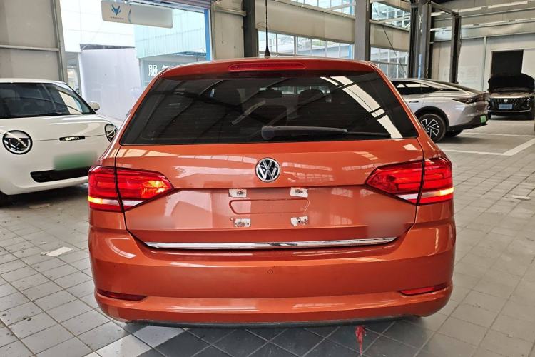 Used Volkswagen Santana 2015 HaoNa 230TSI DSG Comfort Model Rear