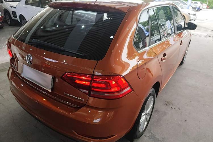 Used Volkswagen Santana 2015 Haval H6 1.6L Automatic Comfort Model Rear Right 45 Deg