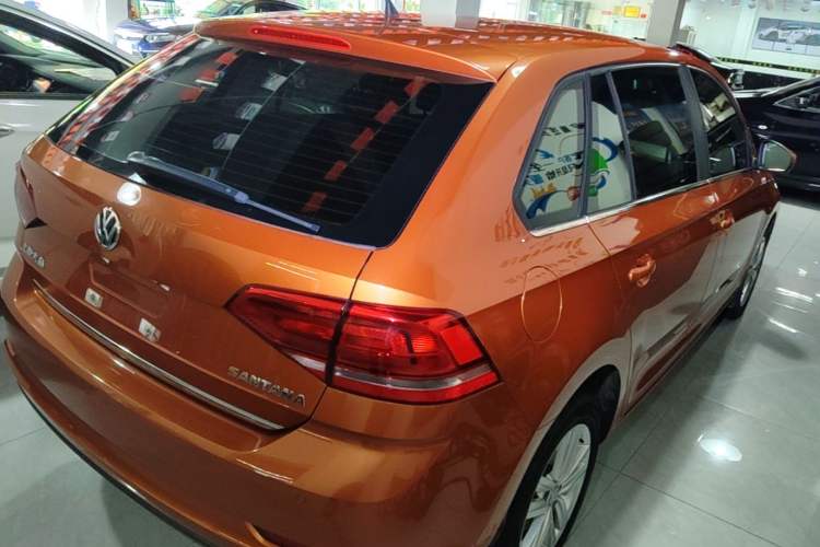 Used Volkswagen Santana 2015 Haval H6 1.6L Automatic Comfort Model Rear Right 45 Deg