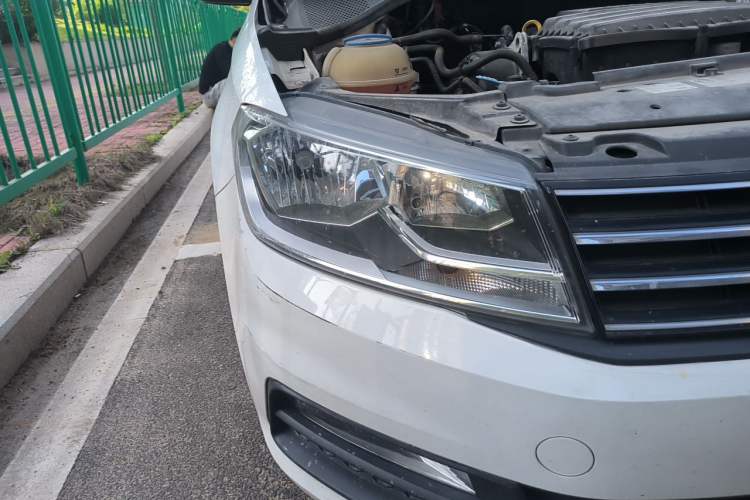 Used Volkswagen Santana 2015 Haval H6 1.6L Automatic Comfort Model Right Front Headlight