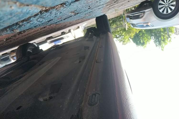 Used Volkswagen Santana 2015 Haval H6 1.6L Automatic Comfort Model Right Side Sill
