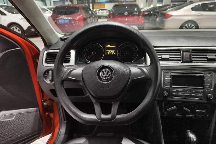 Used Volkswagen Santana 2015 Haval H6 1.6L Automatic Comfort Model Steering Wheel