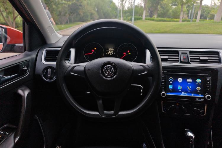 Used Volkswagen Santana 2015 Haval H6 1.6L Automatic Comfort Model Steering Wheel