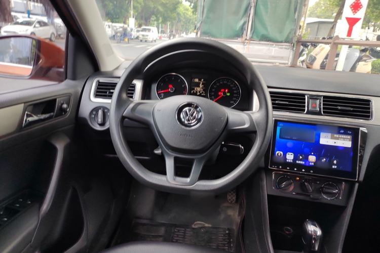 Used Volkswagen Santana 2015 Haval H6 1.6L Automatic Comfort Model Steering Wheel