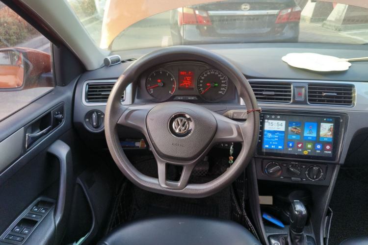Used Volkswagen Santana 2015 Haval H6 1.6L Automatic Luxury Model Steering Wheel