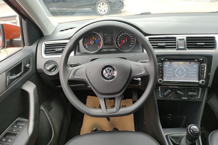 Used Volkswagen Santana 2015 Haval H9 1.6L Manual Comfort Edition Steering Wheel