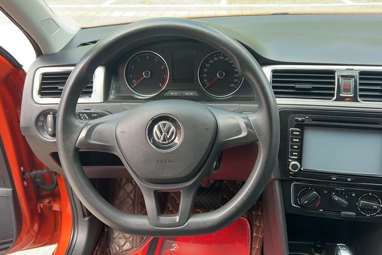 Used Volkswagen Santana 2015 Haval H6 1.6L Automatic Comfort Model Steering Wheel