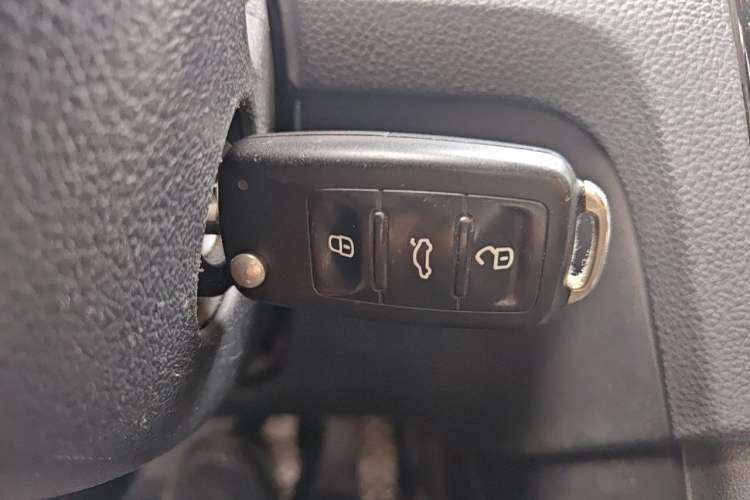 Used Volkswagen Santana 2015 Haval H6 1.6L Automatic Comfort Model Vehicle Key