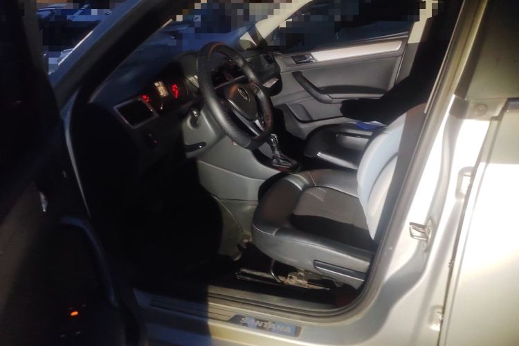 Used Volkswagen Santana 2015 HaoNa 230TSI DSG Comfort Model Driver Seat