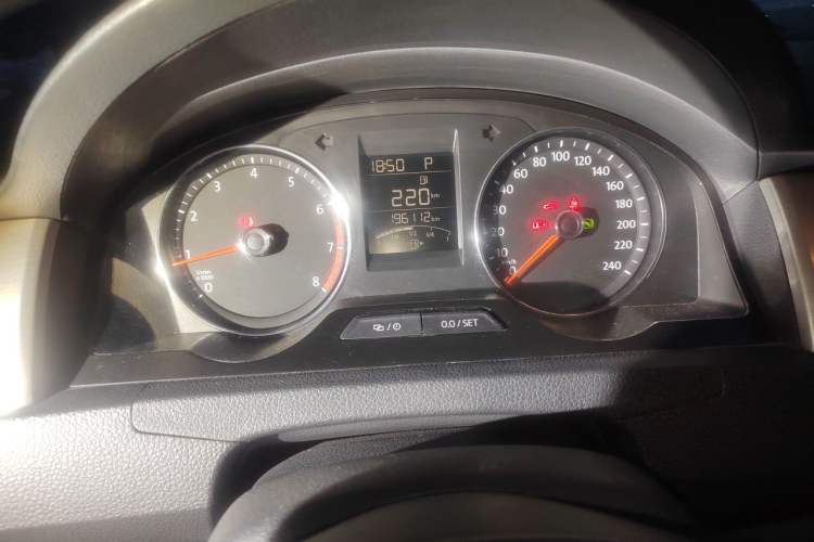 Used Volkswagen Santana 2015 HaoNa 230TSI DSG Comfort Model Instrument Cluster