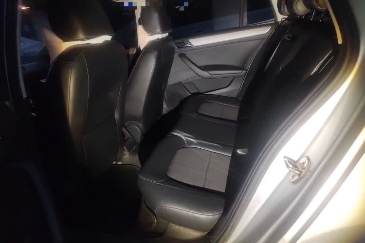 Used Volkswagen Santana 2015 HaoNa 230TSI DSG Comfort Model Left Rear Seat