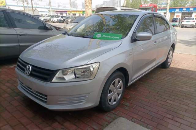 Ojetý Volkswagen Santana 2015 1.6L Automatic Fashion Edition