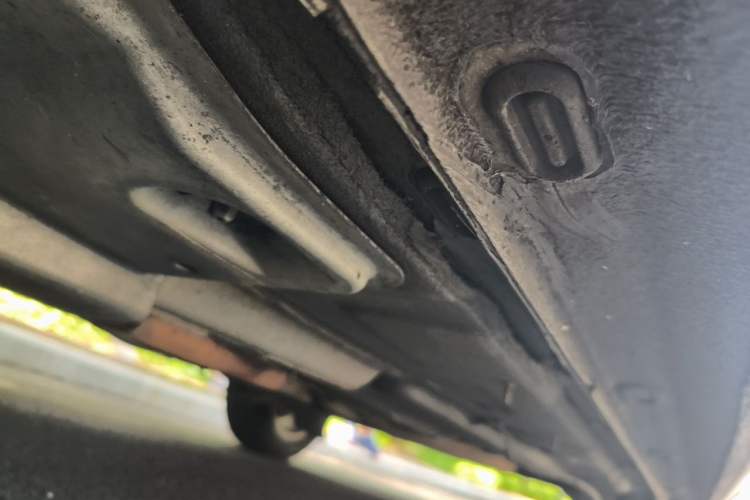 Used Volkswagen Santana 2015 1.6L Automatic Comfort Edition Chassis Front Left