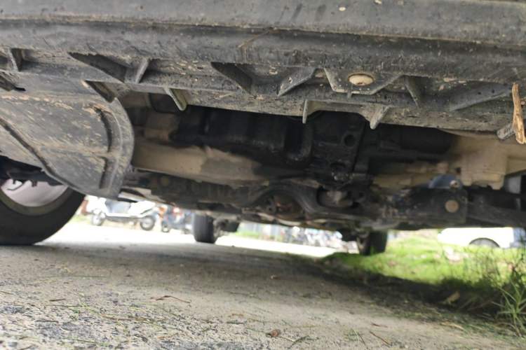 Used Volkswagen Santana 2015 1.6L Manual Comfort Edition Chassis Front