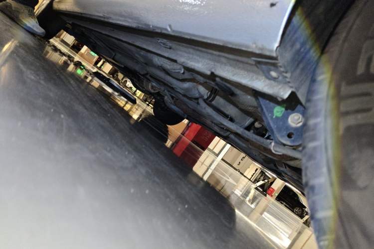 Used Volkswagen Santana 2015 1.6L Manual Fashion Edition Chassis Rear Left