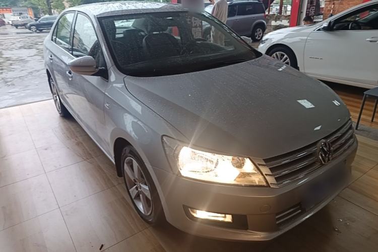 Used Volkswagen Santana 2015 1.6L Manual Comfort Edition Exterior 1