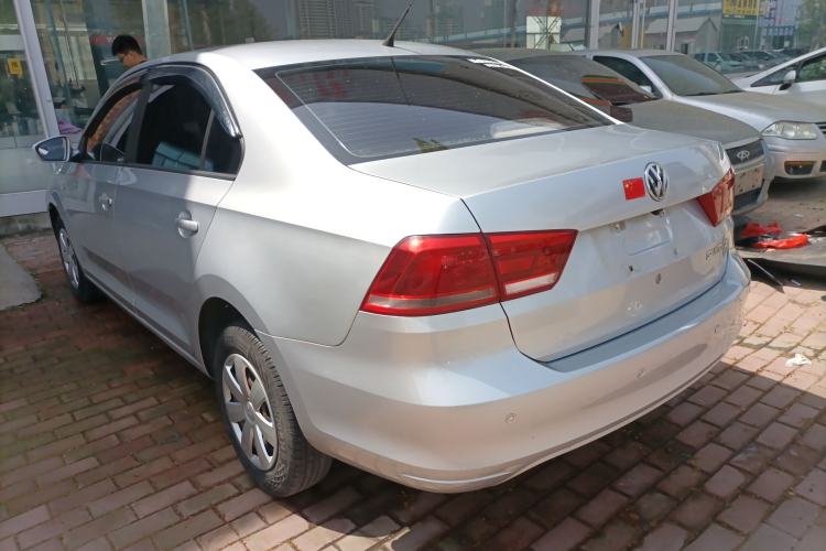 Used Volkswagen Santana 2015 1.6L Automatic Fashion Edition Exterior 2
