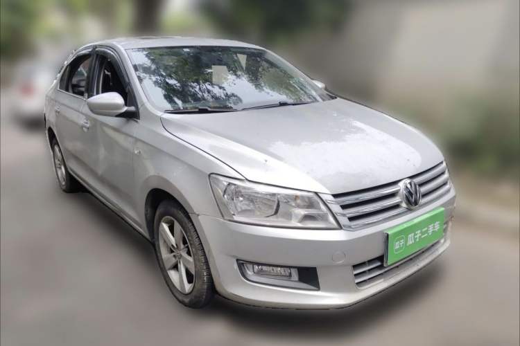 Used Volkswagen Santana 2015 1.6L Automatic Comfort Edition Exterior 4