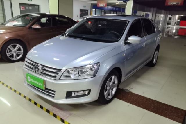 Volkswagen Santana 2015 1.6L Automatic Comfort Edition с пробегом