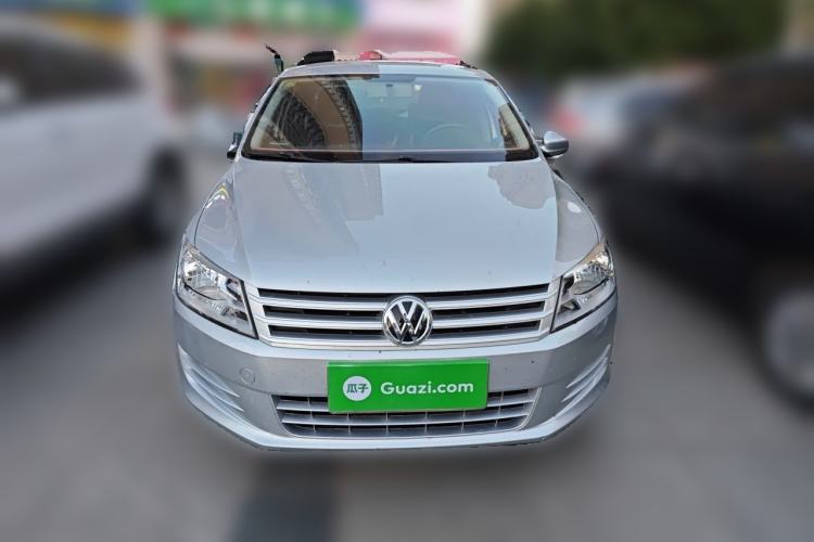 Used Volkswagen Santana 2015 1.4L Manual Fashion Edition Front