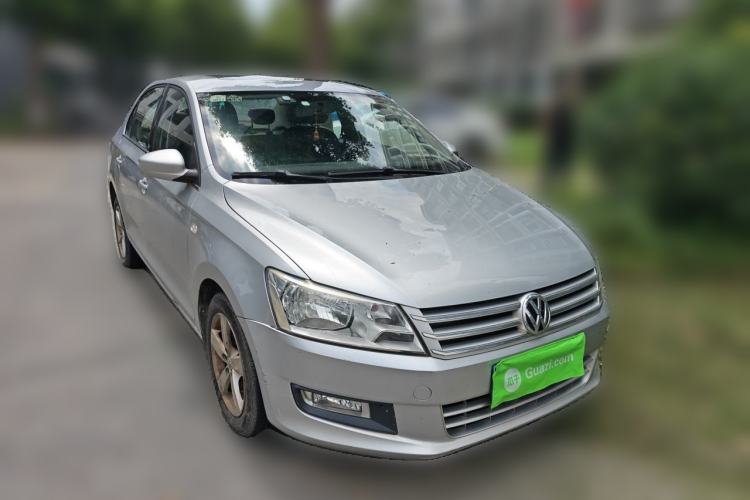 Used Volkswagen Santana 2015 1.6L Manual Comfort Edition Front Right 45 Deg