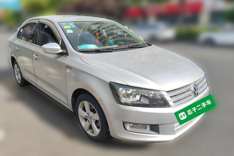 Used Volkswagen Santana 2015 1.6L Manual Comfort Edition Front Right 45 Deg
