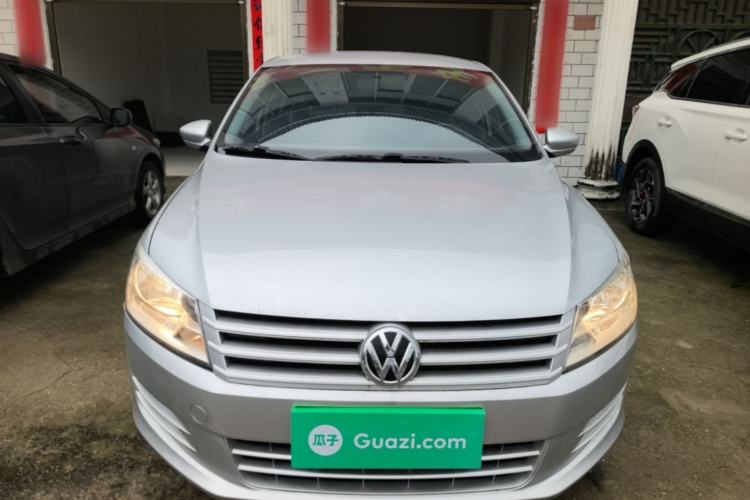 Used Volkswagen Santana 2015 1.6L Manual Fashion Edition Front
