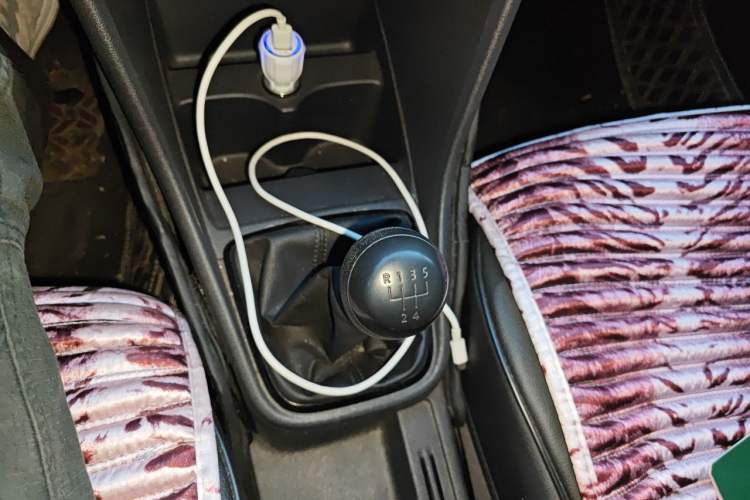 Used Volkswagen Santana 2015 1.4L Manual Fashion Edition Gear Lever