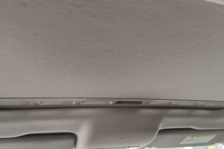 Used Volkswagen Santana 2015 1.6L Automatic Comfort Edition Headliner