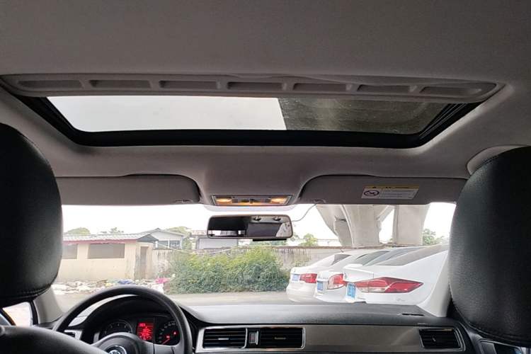 Used Volkswagen Santana 2015 1.4L Manual Comfort Edition Headliner