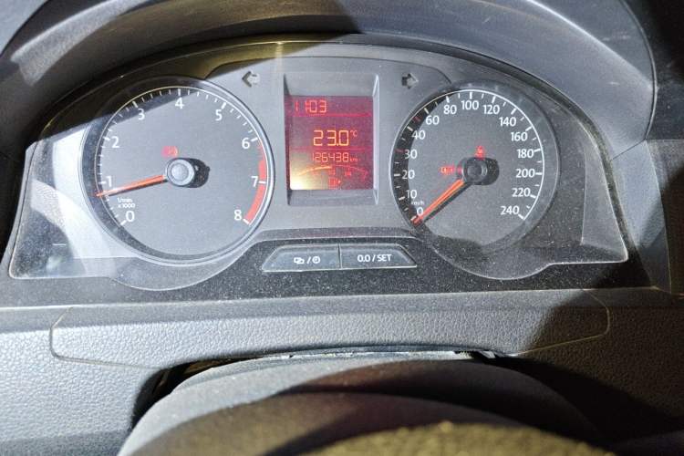 Used Volkswagen Santana 2015 1.6L Manual Fashion Edition Instrument Cluster