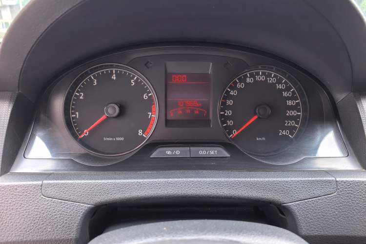 Used Volkswagen Santana 2015 1.6L Manual Fashion Edition Instrument Cluster