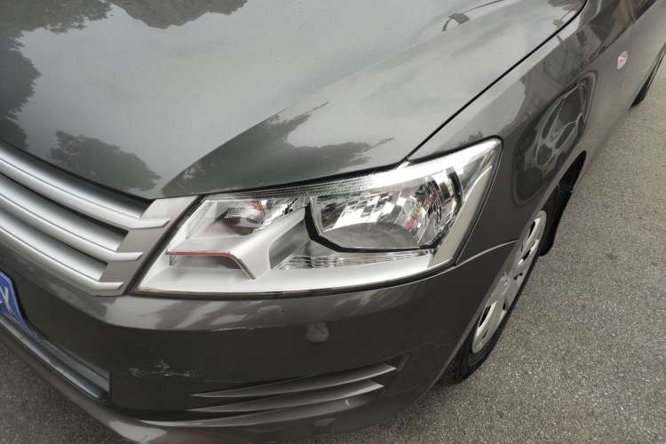 Used Volkswagen Santana 2015 1.6L Manual Fashion Edition Left Front Headlight