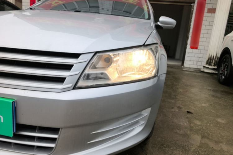 Used Volkswagen Santana 2015 1.6L Manual Fashion Edition Left Front Headlight