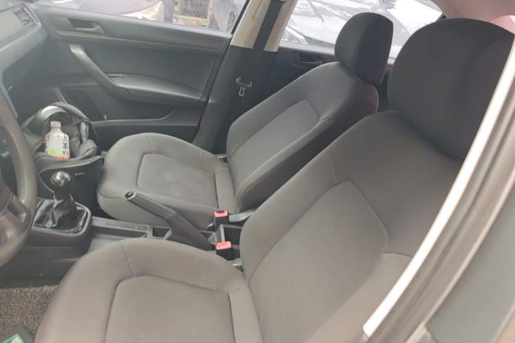 Used Volkswagen Santana 2015 1.4L Manual Fashion Edition Left Front Seat