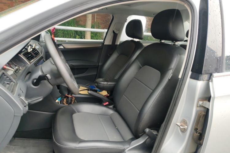 Used Volkswagen Santana 2015 1.6L Manual Comfort Edition Left Front Seat