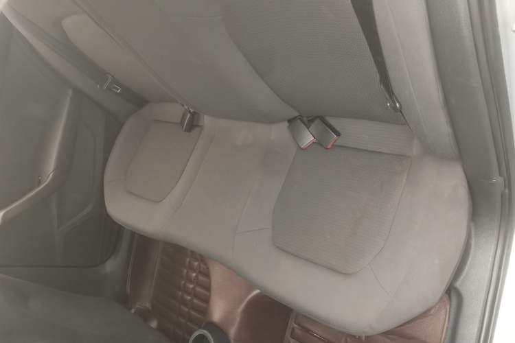 Used Volkswagen Santana 2015 1.6L Manual Fashion Edition Left Rear Seat