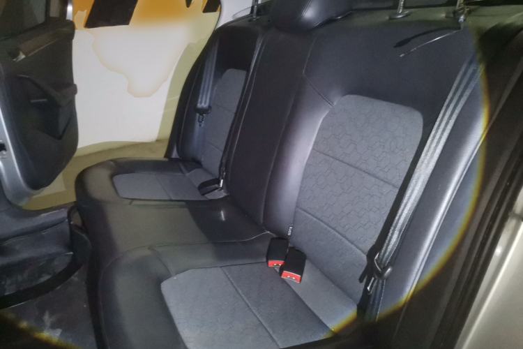 Used Volkswagen Santana 2015 1.6L Manual Comfort Edition Left Rear Seat