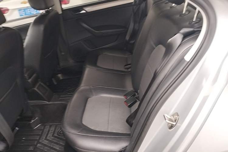 Used Volkswagen Santana 2015 1.4L Manual Comfort Edition Left Rear Seat