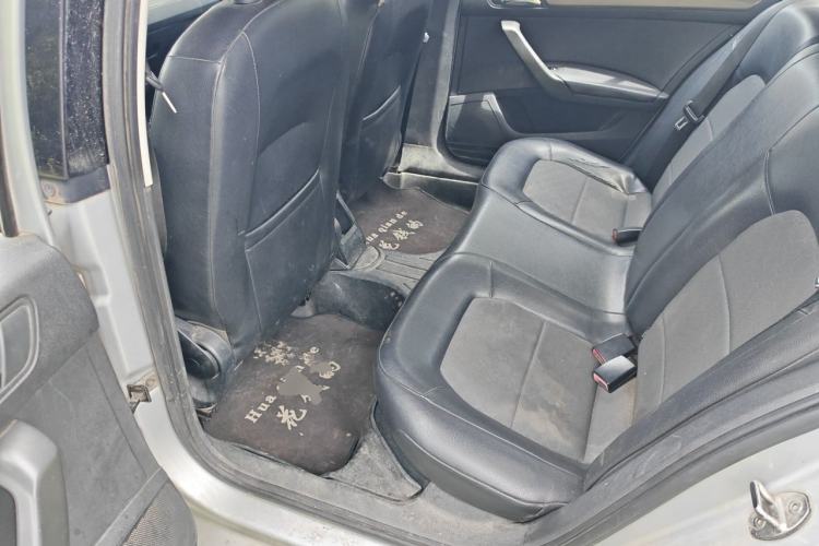 Used Volkswagen Santana 2015 1.6L Manual Comfort Edition Left Rear Seat