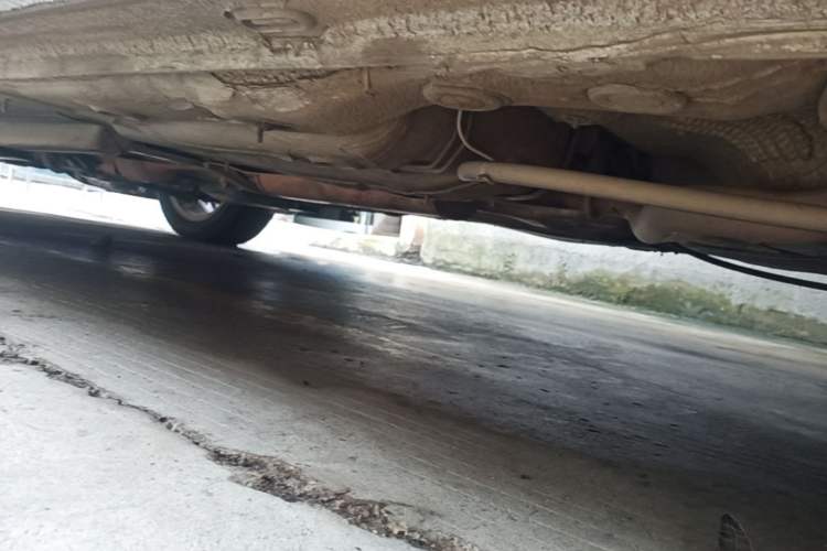 Used Volkswagen Santana 2015 1.6L Automatic Comfort Edition Left Side Sill