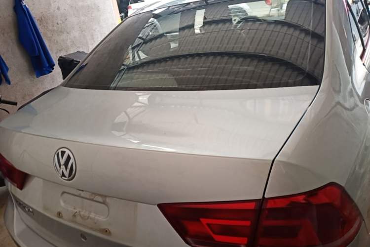Used Volkswagen Santana 2015 1.6L Automatic Comfort Edition Rear